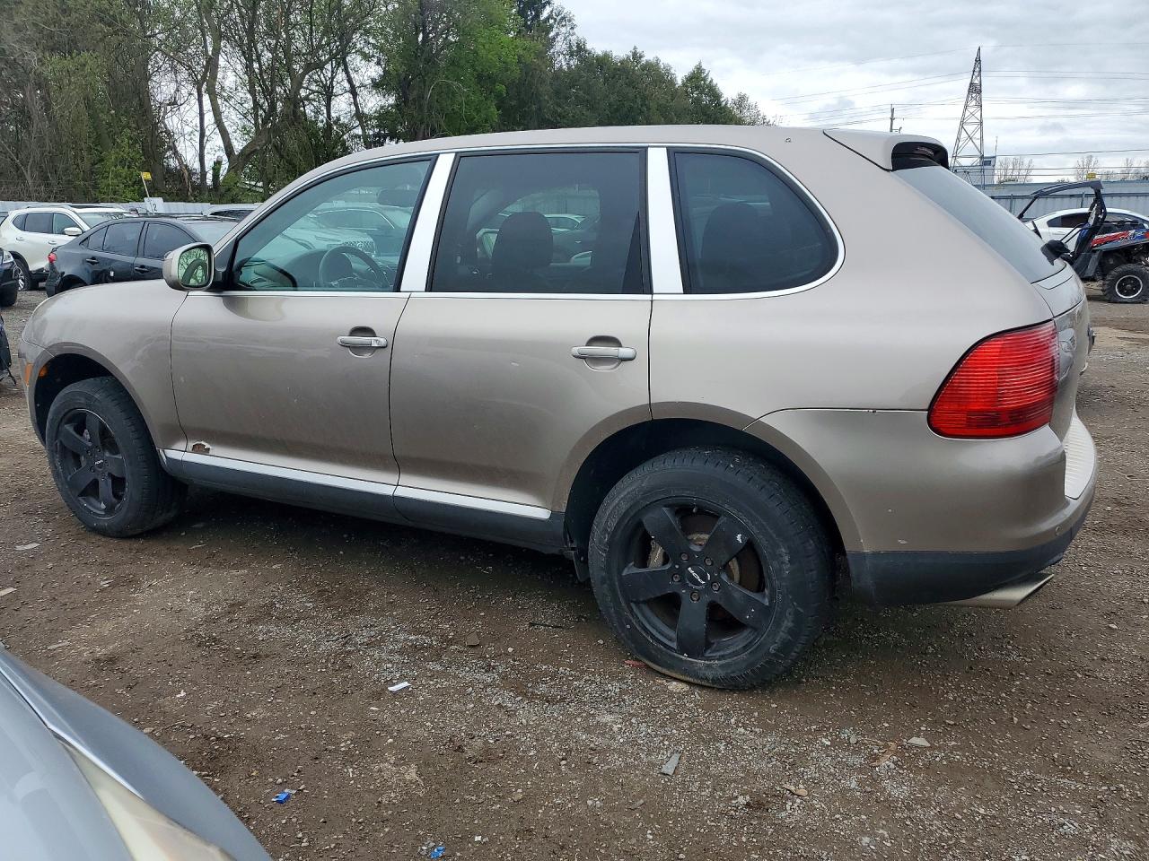 2004 Porsche Cayenne VIN WP1AA29P34LA21733 photo 2
