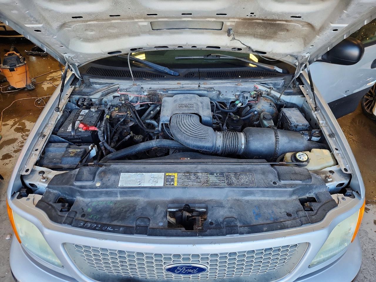 2004 Ford F150 VIN 2FTRF18W84CA63429 photo 11
