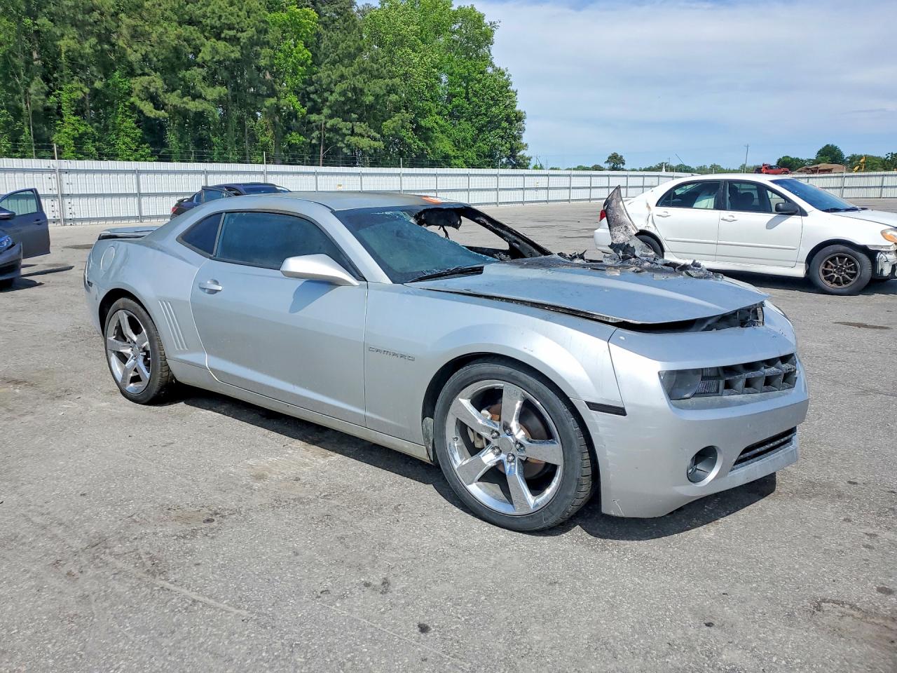 2013 Chevrolet Camaro VIN 2G1FA1E35D9160010 photo 4