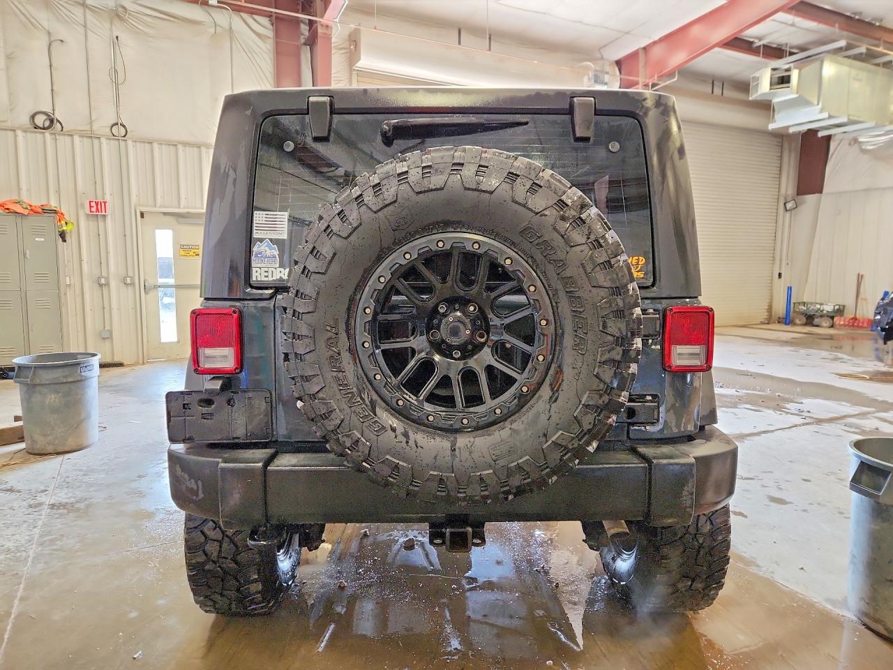 2016 Jeep Wrangler / VIN 1C4AJWAG4GL339210 photo 6