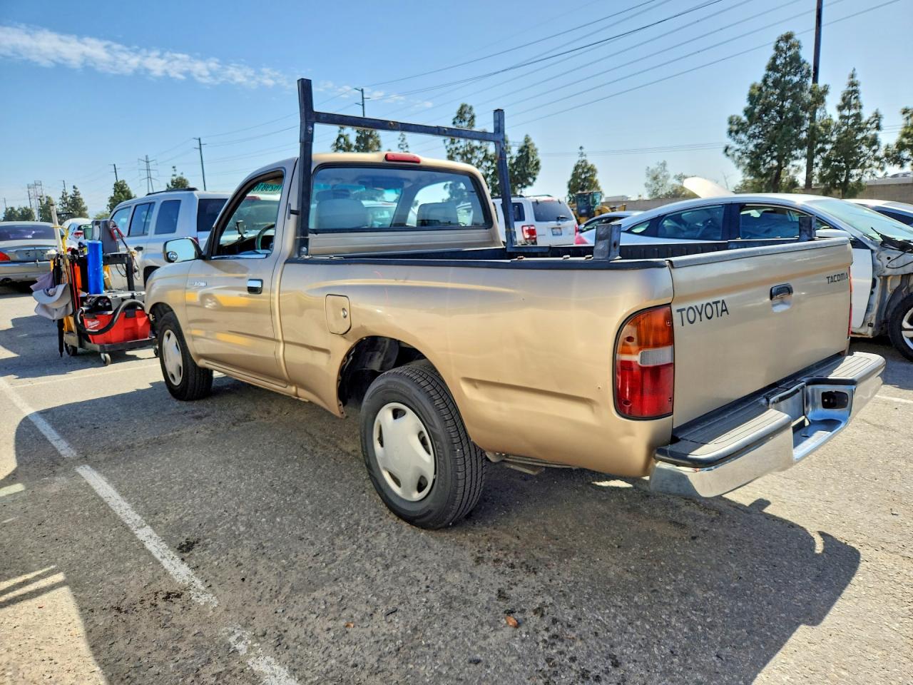 1998 TOYOTA Tacoma VIN 4TANL42N2WZ112523 photo 2