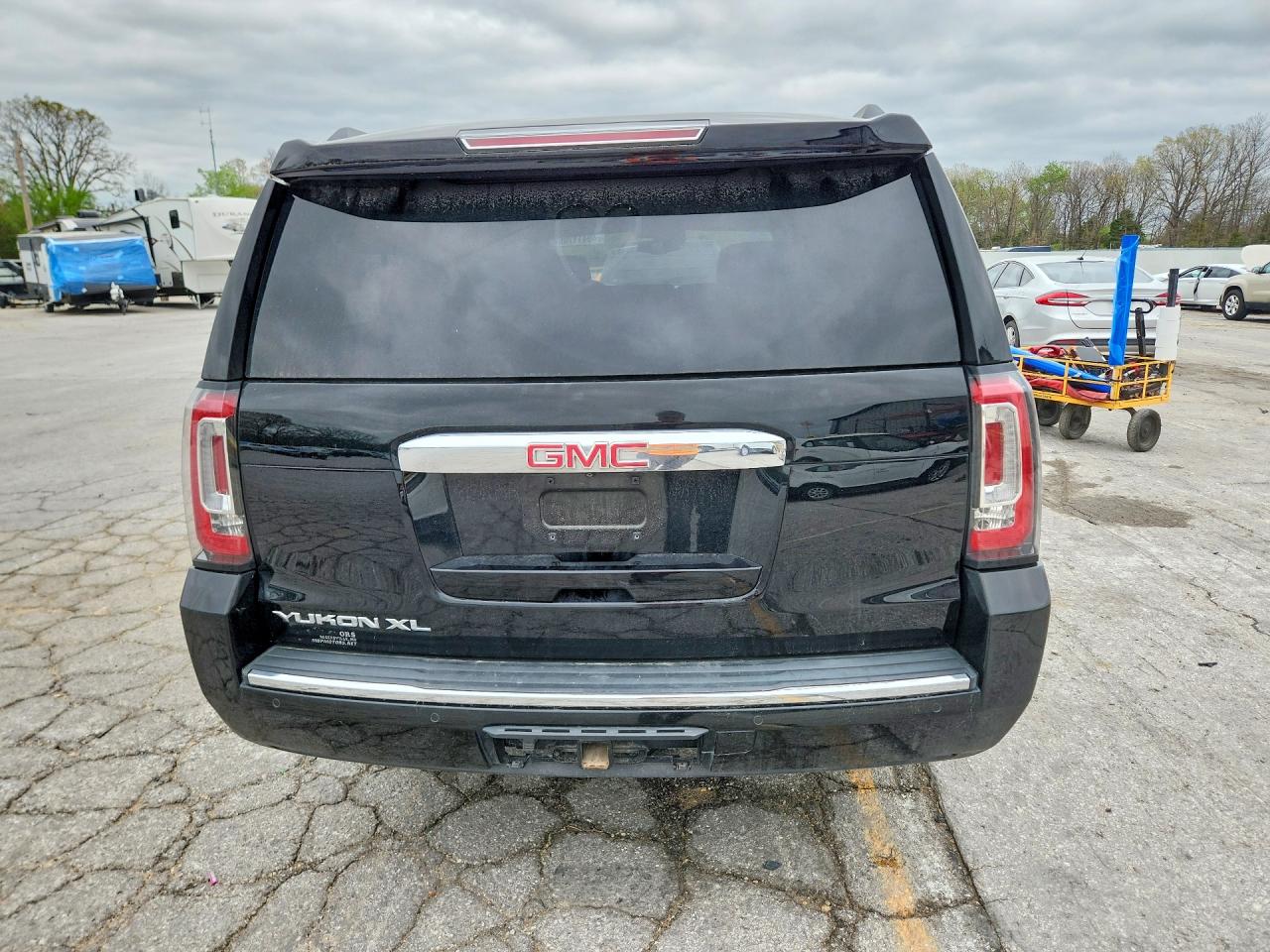 2017 GMC Yukon VIN 1GKS2HKJXHR373422 photo 6