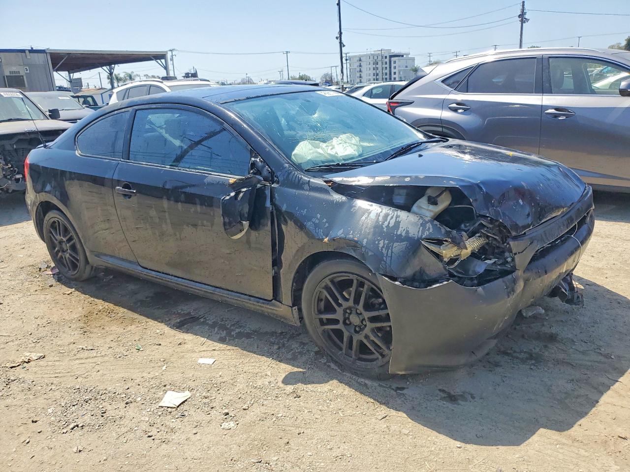 2005 Scion Tc VIN JTKDE177850061429 photo 4