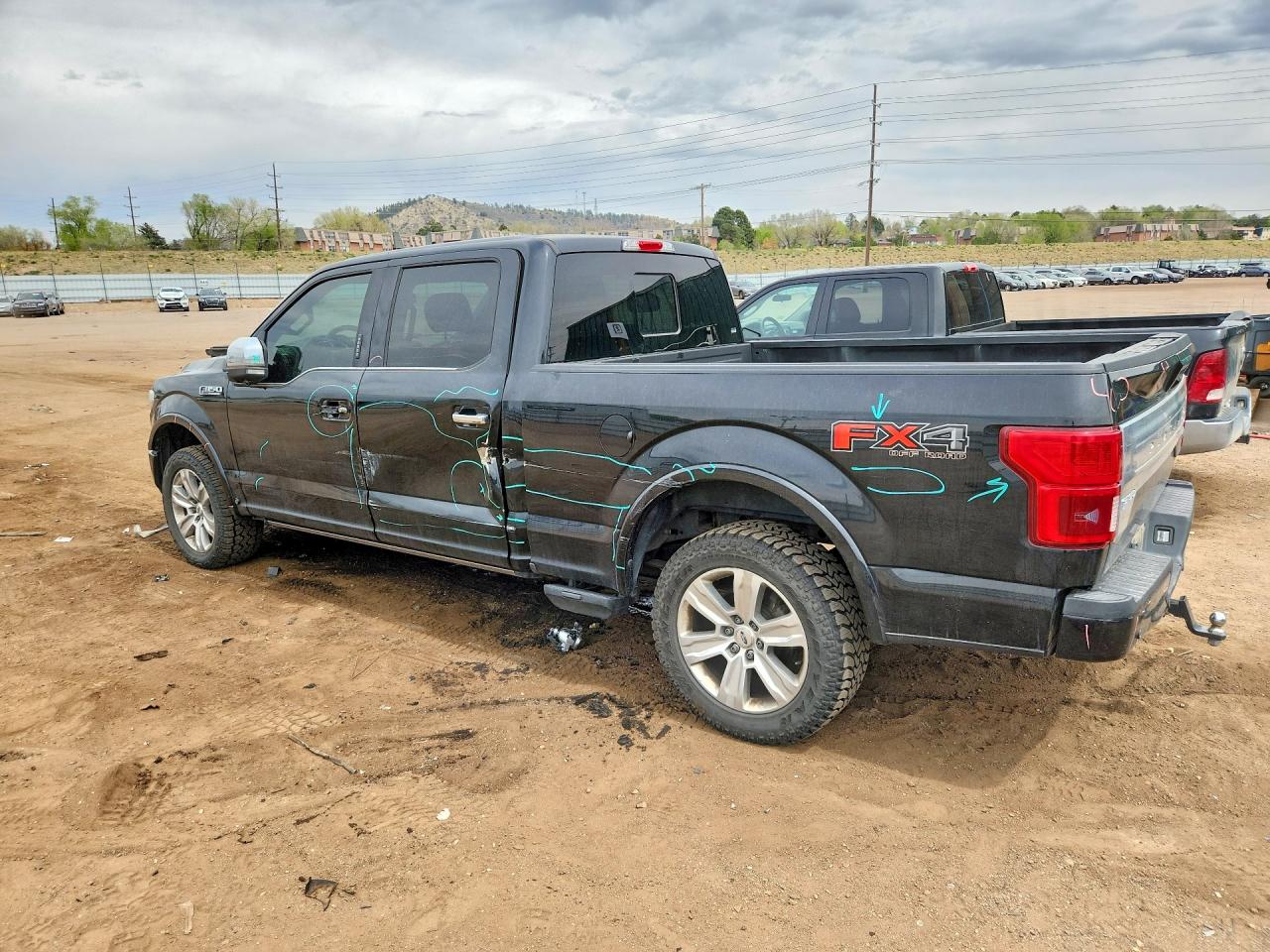 2018 Ford F150 VIN 1FTFW1E5XJFB43121 photo 2