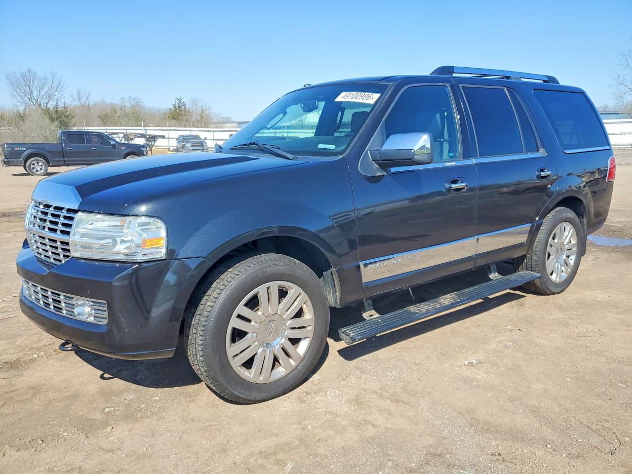 2013 Lincoln Navigator VIN 5LMJJ2J5XDEL05045 photo 1