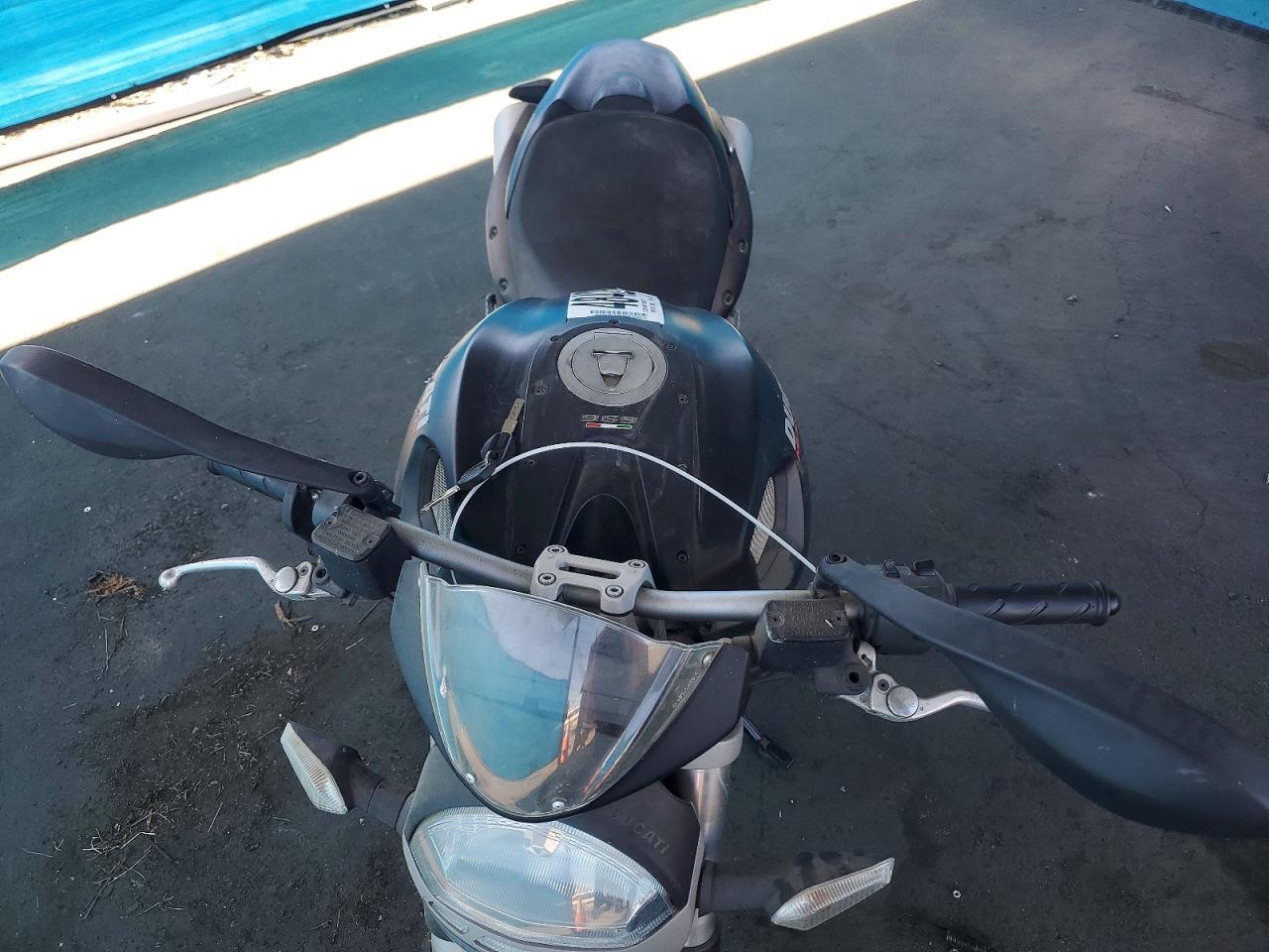 2011 Ducati Monster VIN ZDM1RADN7BB040593 photo 5