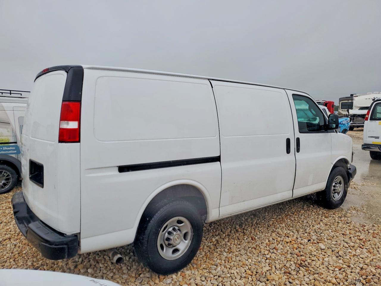 2022 CHEVROLET Express VIN 1GCWGAFPXN1138775 photo 3