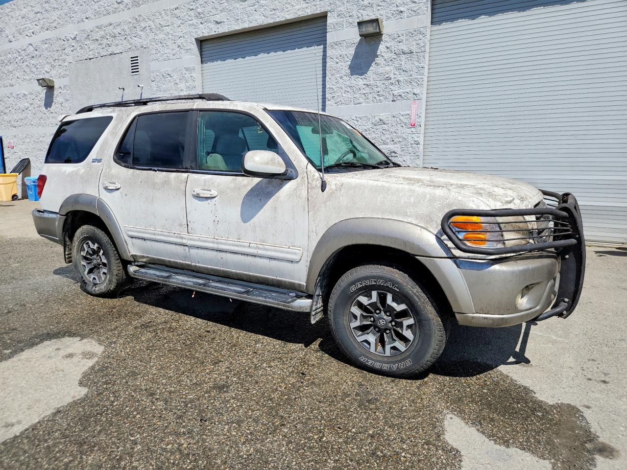 2003 Toyota Sequoia VIN 5TDZT34A83S155884 photo 4