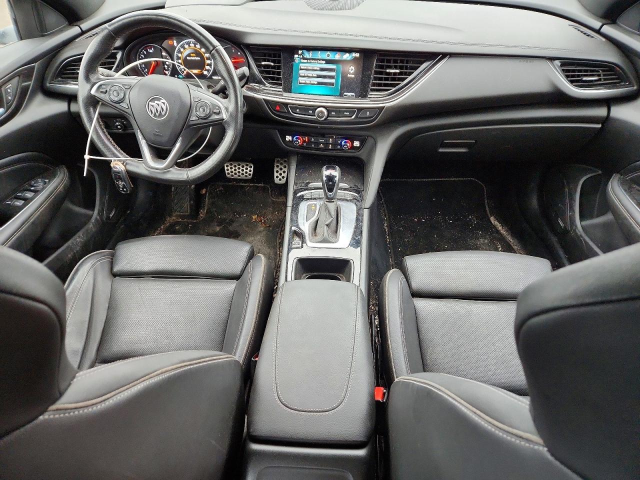2018 Buick Regal VIN W04GS6SS7J1139543 photo 8