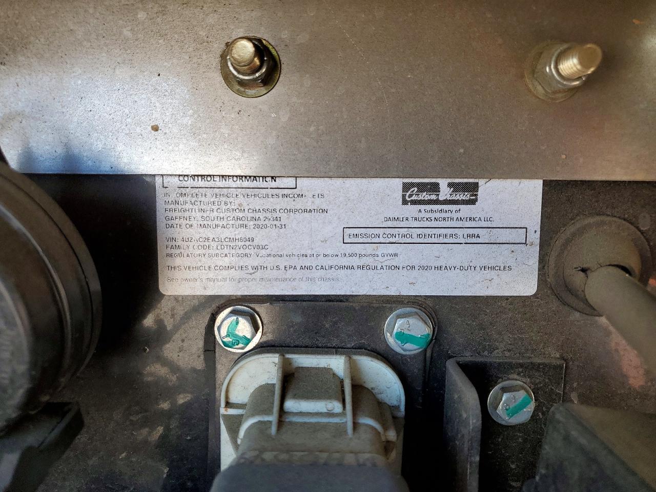 2020 FREIGHTLINER All other VIN 4UZAC2EA3LCMH6049 photo 12