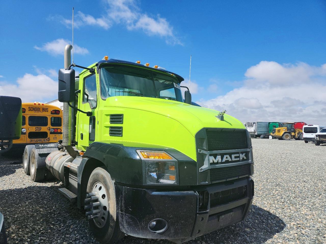 2025 MACK All other VIN 1M1AN4GY6SM048803 photo 1