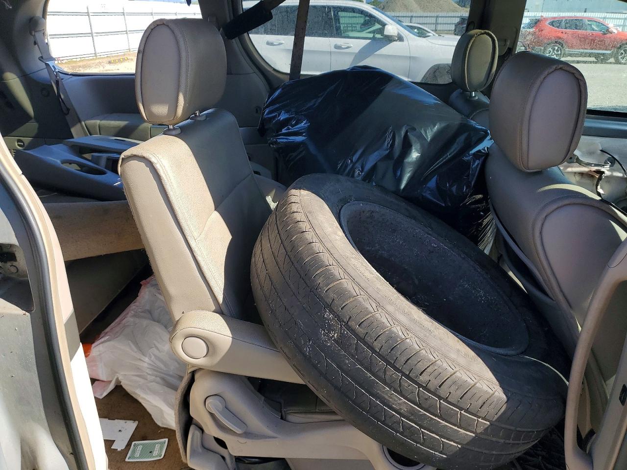 2004 Nissan Quest VIN 5N1BV28U44N347123 photo 11