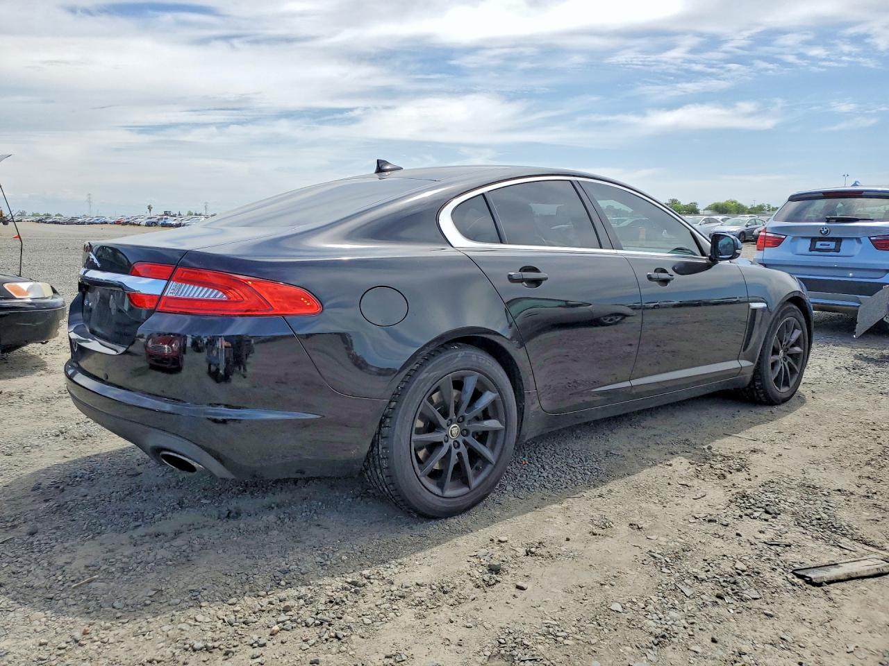2013 Jaguar Xf VIN SAJWA0ESXDPS72846 photo 3