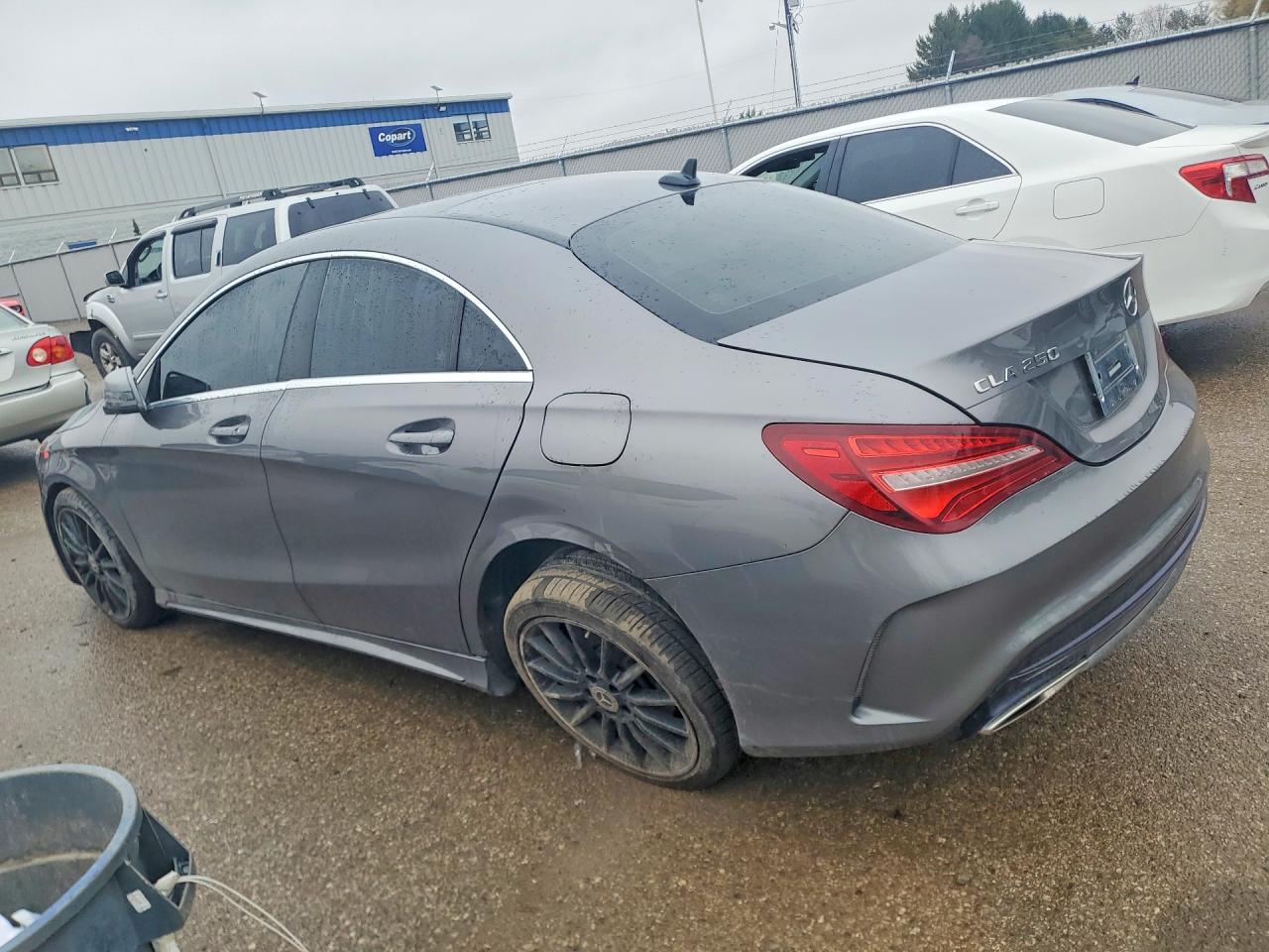 2018 Mercedes-Benz Cla-class VIN WDDSJ4GB8JN620951 photo 2