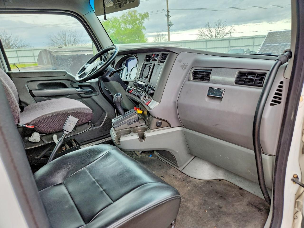 2016 KENWORTH All other VIN 1XKYA48X6GJ496309 photo 5