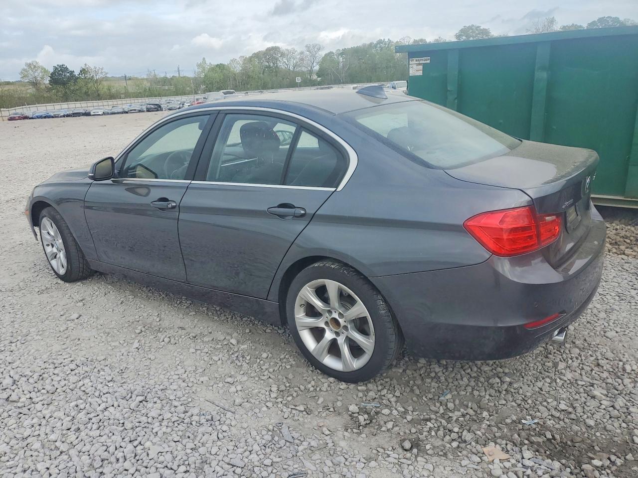 2015 BMW 3 series VIN WBA3B9C57FP705300 photo 2