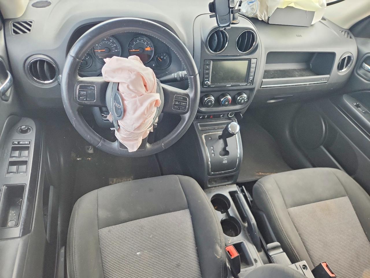 2017 JEEP Patriot VIN 1C4NJPFA0HD202062 photo 8