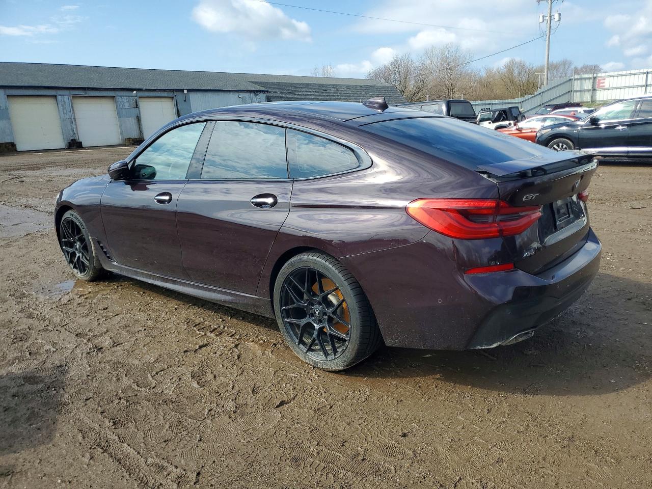 2018 BMW 6 series VIN WBAJV6C55JBJ99274 photo 2