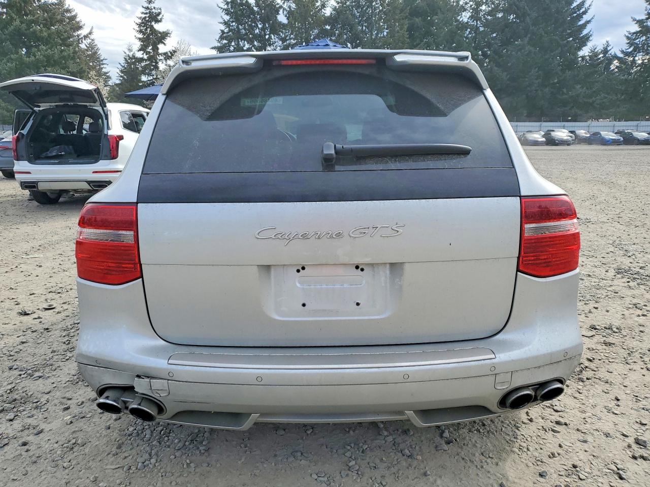2010 Porsche Cayenne VIN WP1AD2APXALA61550 photo 6