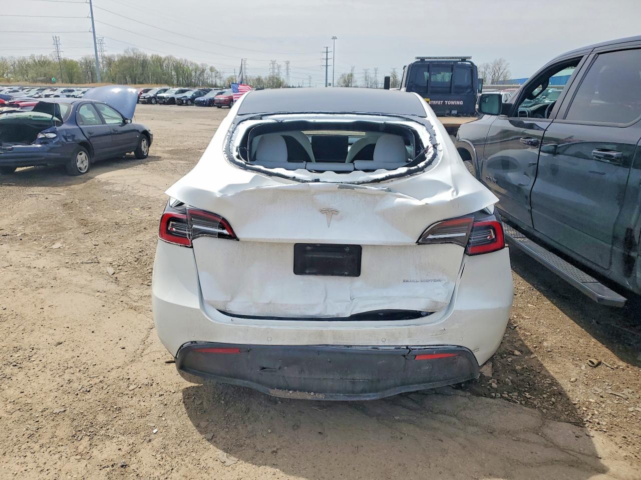 2020 Tesla Model y VIN 5YJYGDEE8LF039550 photo 6