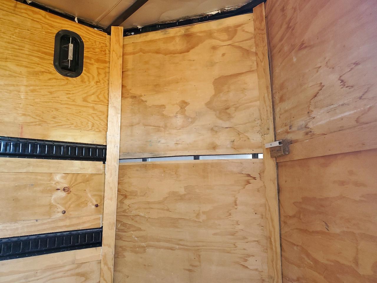 2021 DIAMOND Enclosed VIN 53NBE1423M1089806 photo 5