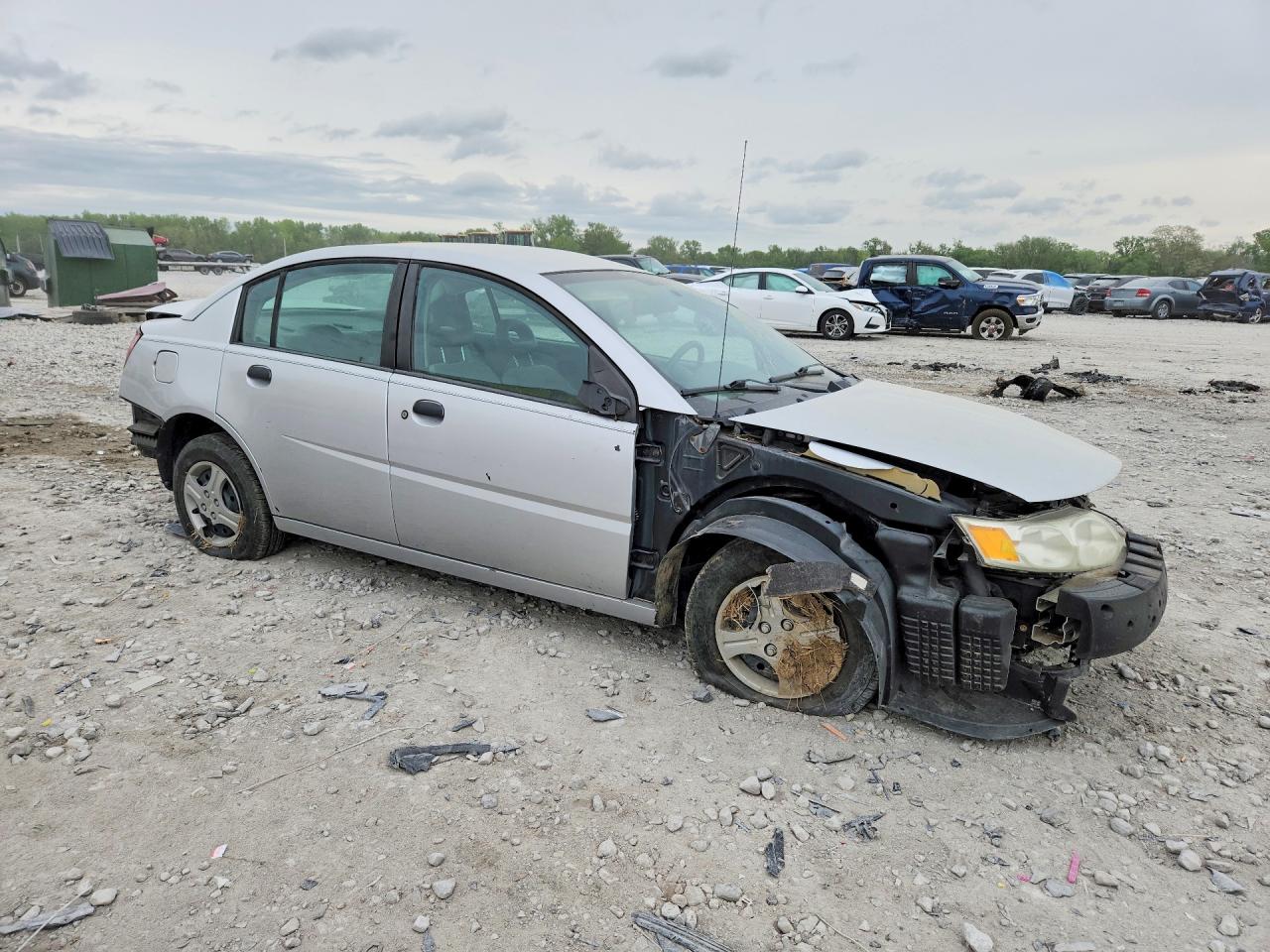 2005 Saturn Ion VIN 1G8AG52F25Z110608 photo 4