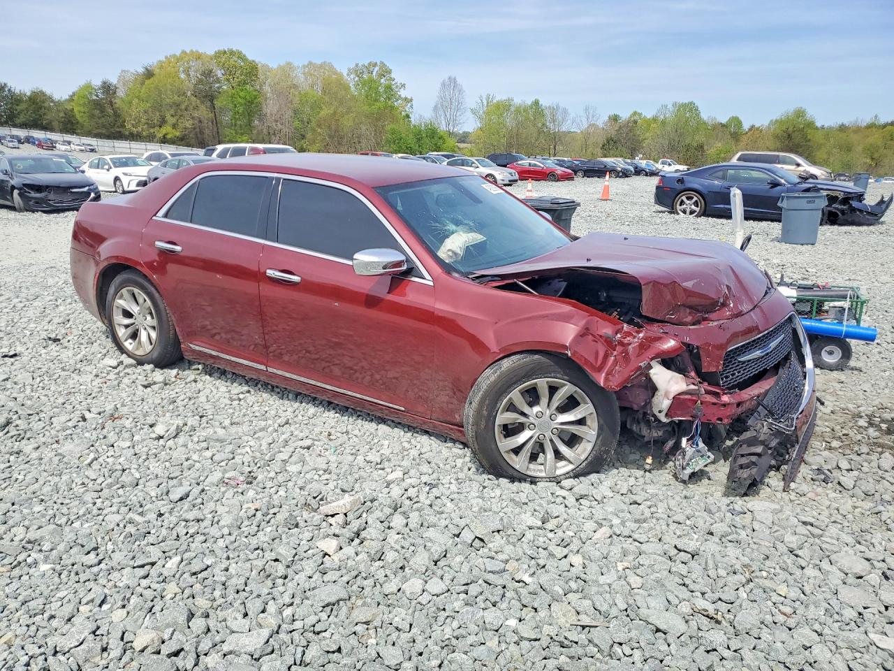 2018 Chrysler 300 VIN 2C3CCAAG2JH341004 photo 4