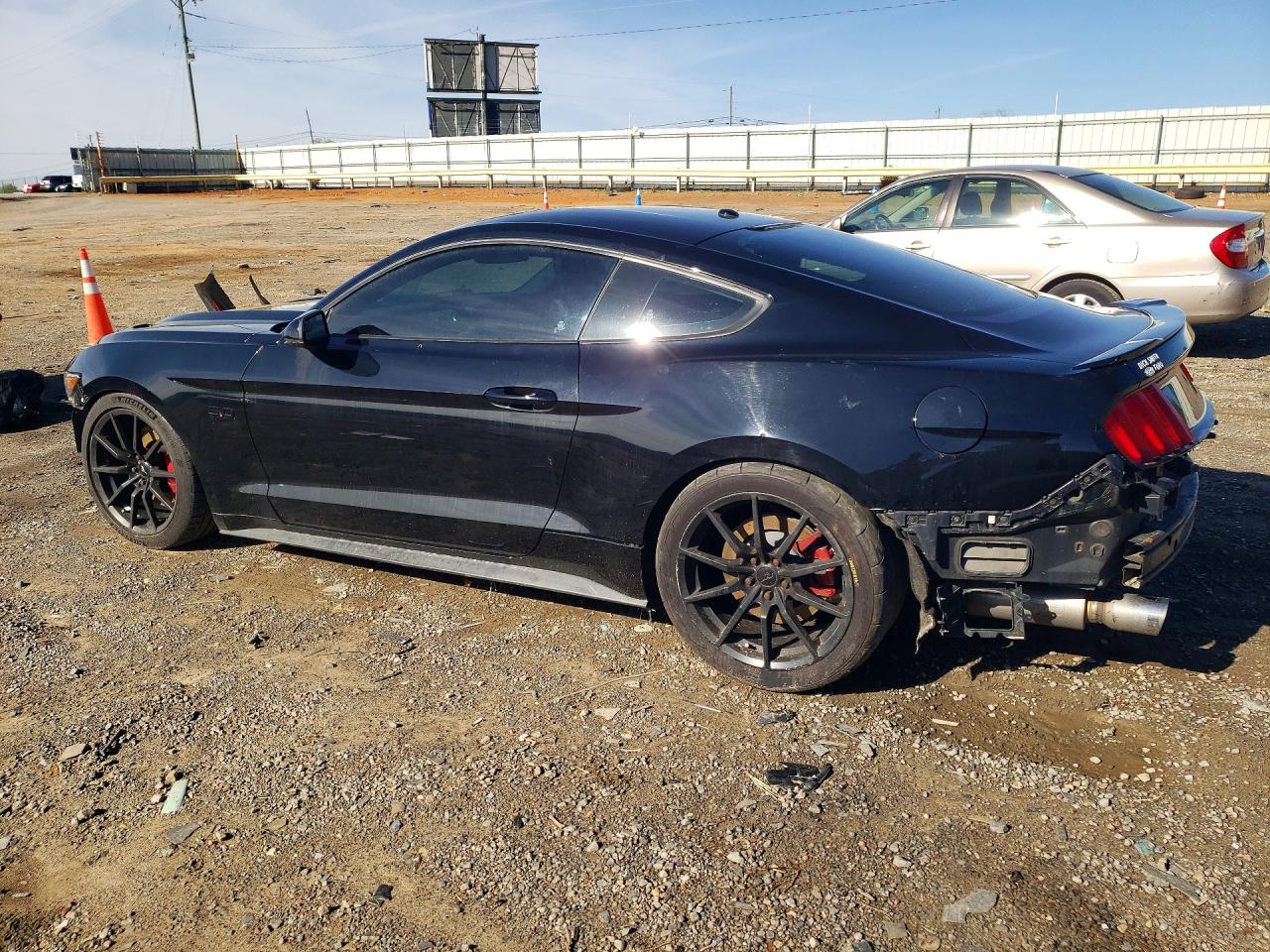 2015 Ford Mustang VIN 1FA6P8CF0F5344708 photo 2
