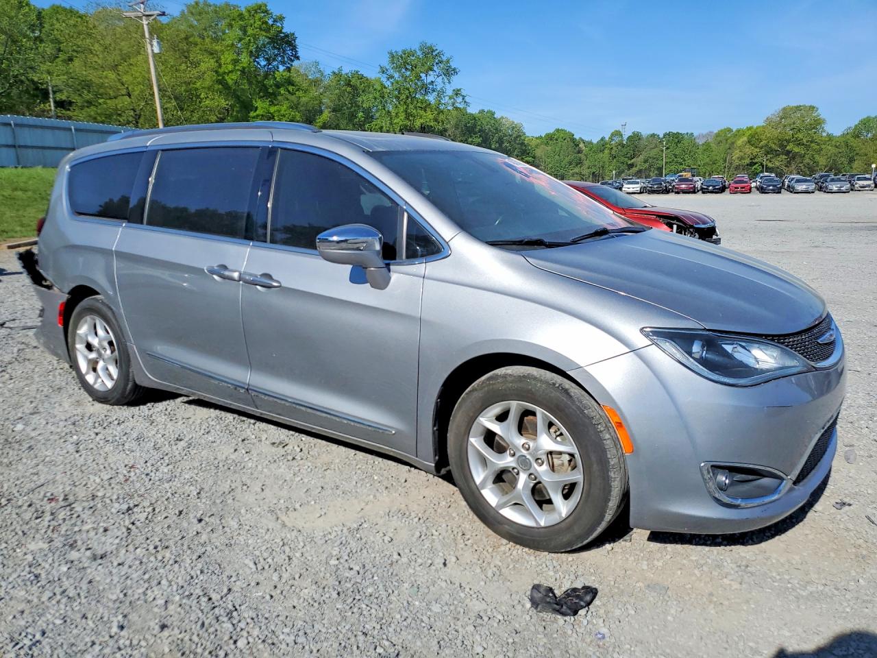 2019 Chrysler Pacifica VIN 2C4RC1GG2KR730959 photo 4