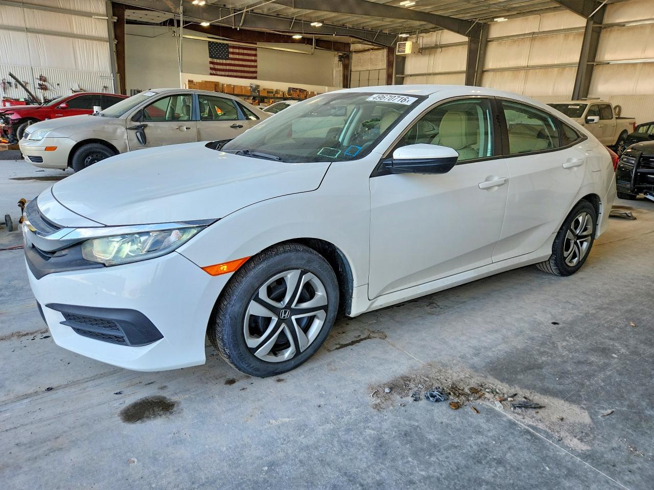 2018 Honda Civic VIN 2HGFC2F57JH586694 photo 1