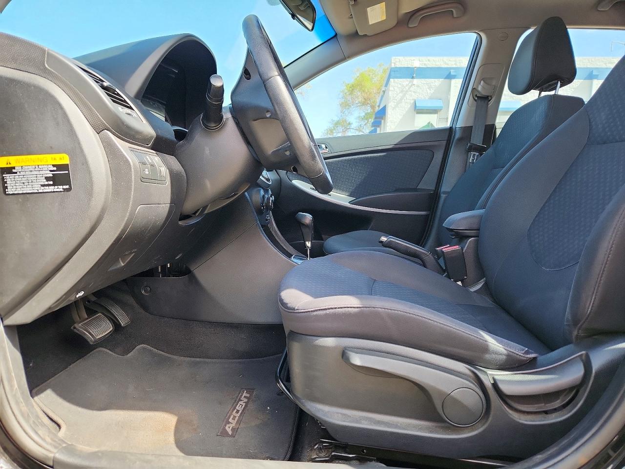 2012 Hyundai Accent VIN KMHCU5AEXDU061424 photo 7