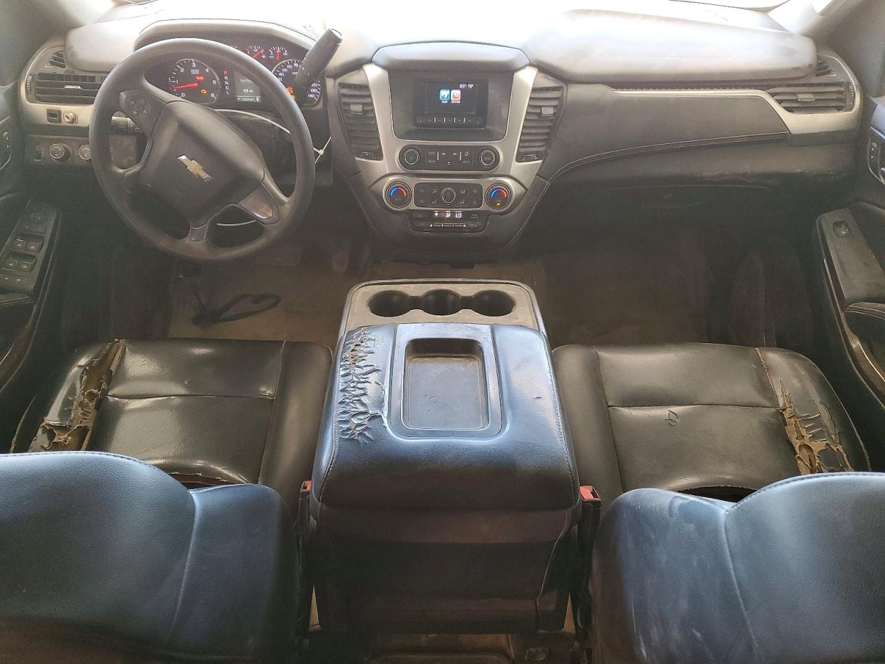 2017 Chevrolet Suburban VIN 1GNSKKEC8HR356082 photo 8