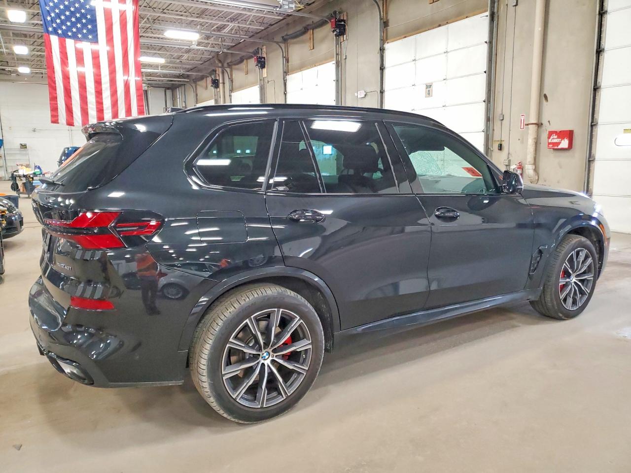 2025 BMW X5 VIN 5UX23EU05S9W56988 photo 3