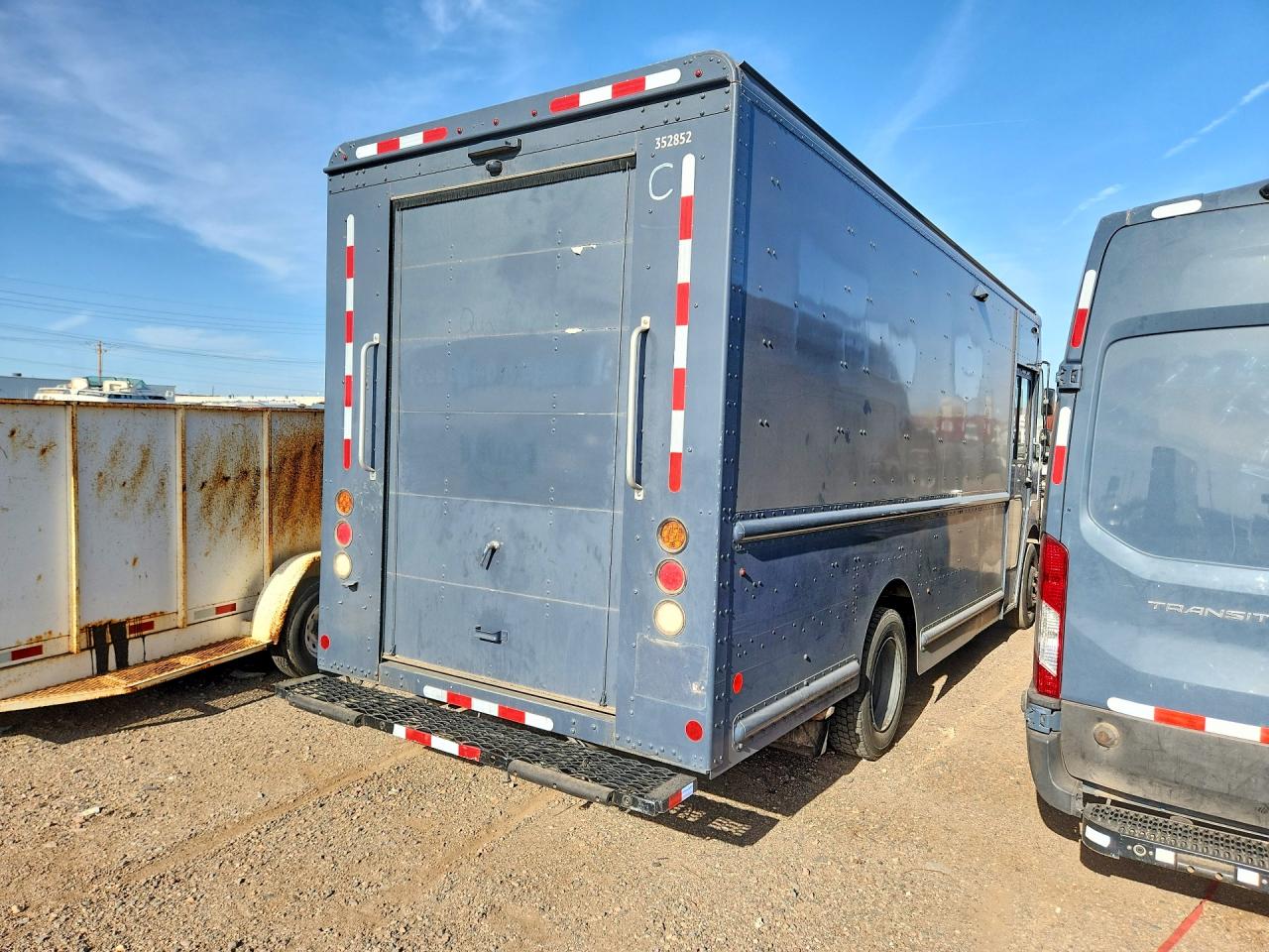 2020 FREIGHTLINER Chassis m VIN 4UZAC2EAXLCMK0422 photo 3