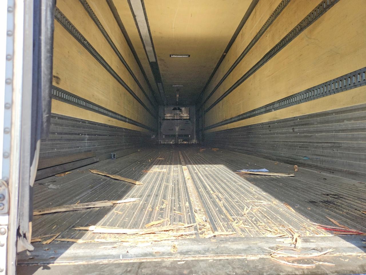 2013 UTILITY All models VIN 1UYVS253XDM630414 photo 6