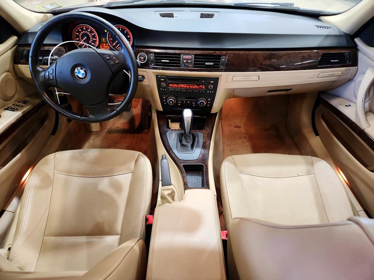 2010 BMW 3 series VIN WBAPK5C55AA647161 photo 8