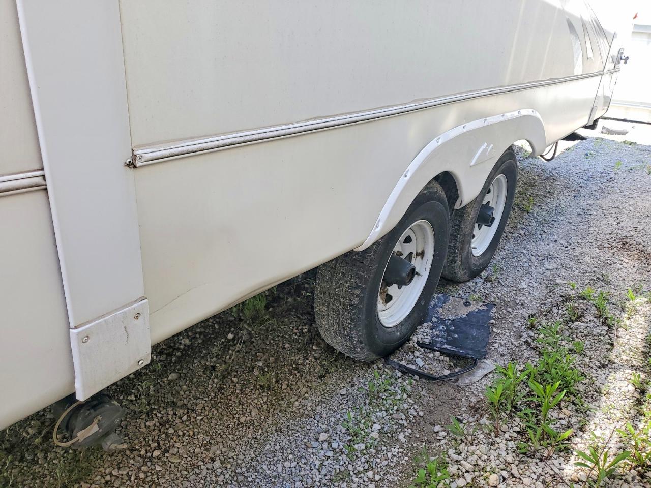 2009 KEYSTONE Trailer VIN 4YDF2762X92504737 photo 8