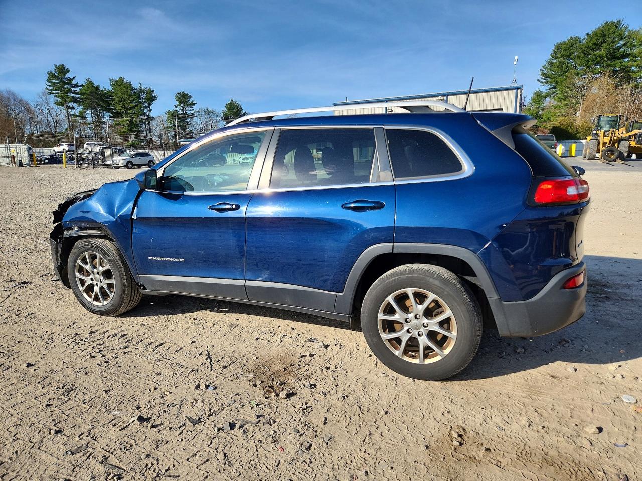 2018 Jeep Grand cher VIN 1C4PJMLB6JD613234 photo 2