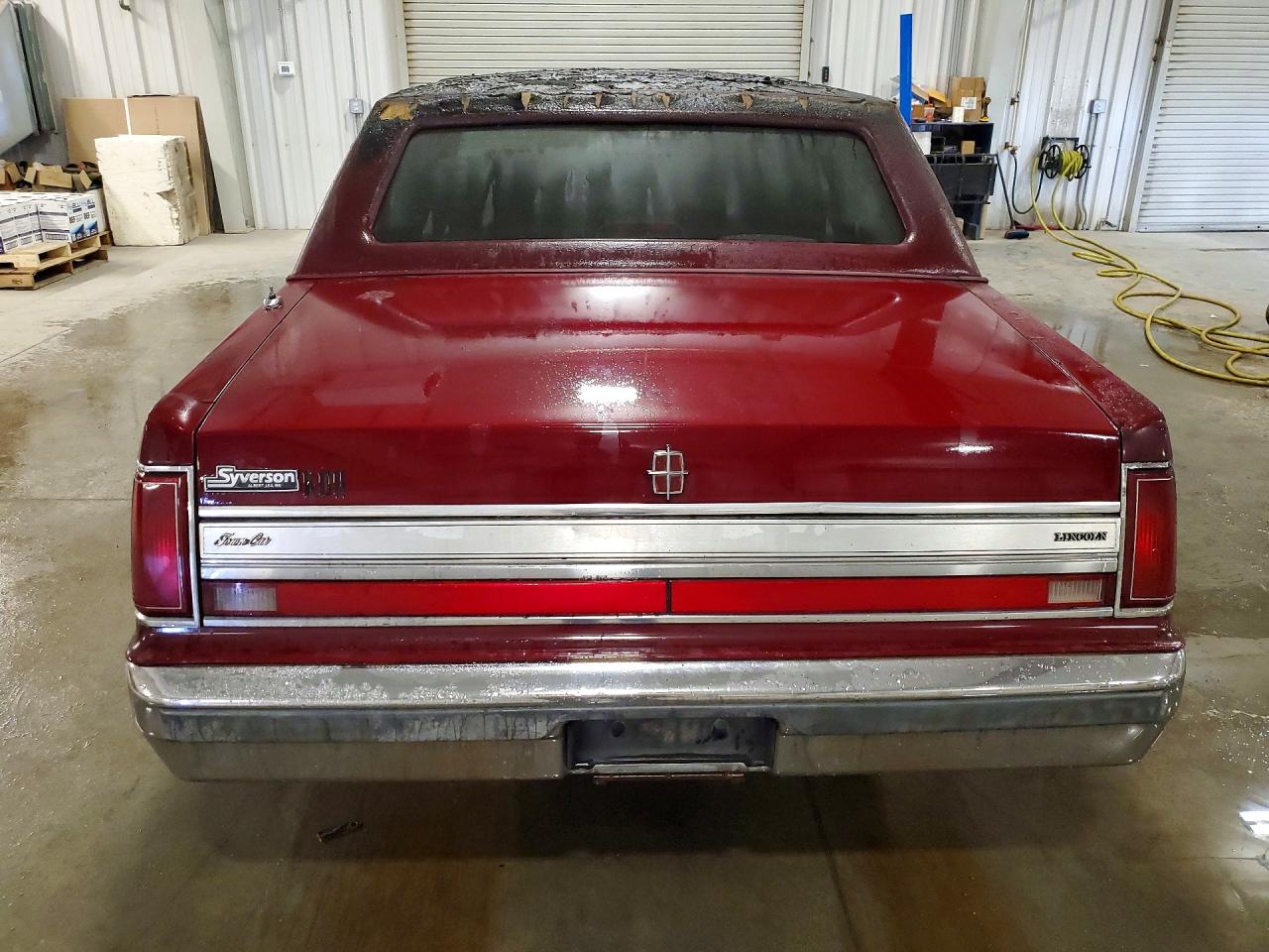 1988 LINCOLN Towncar VIN 1LNBM81F9JY842929 photo 6
