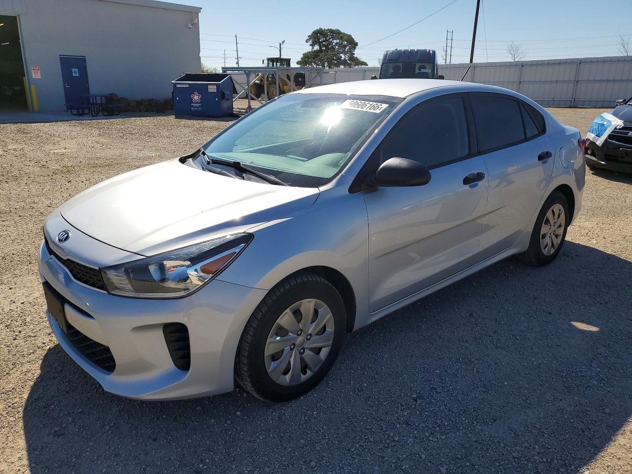 2018 Kia Rio VIN 3KPA24AB2JE058805 photo 1