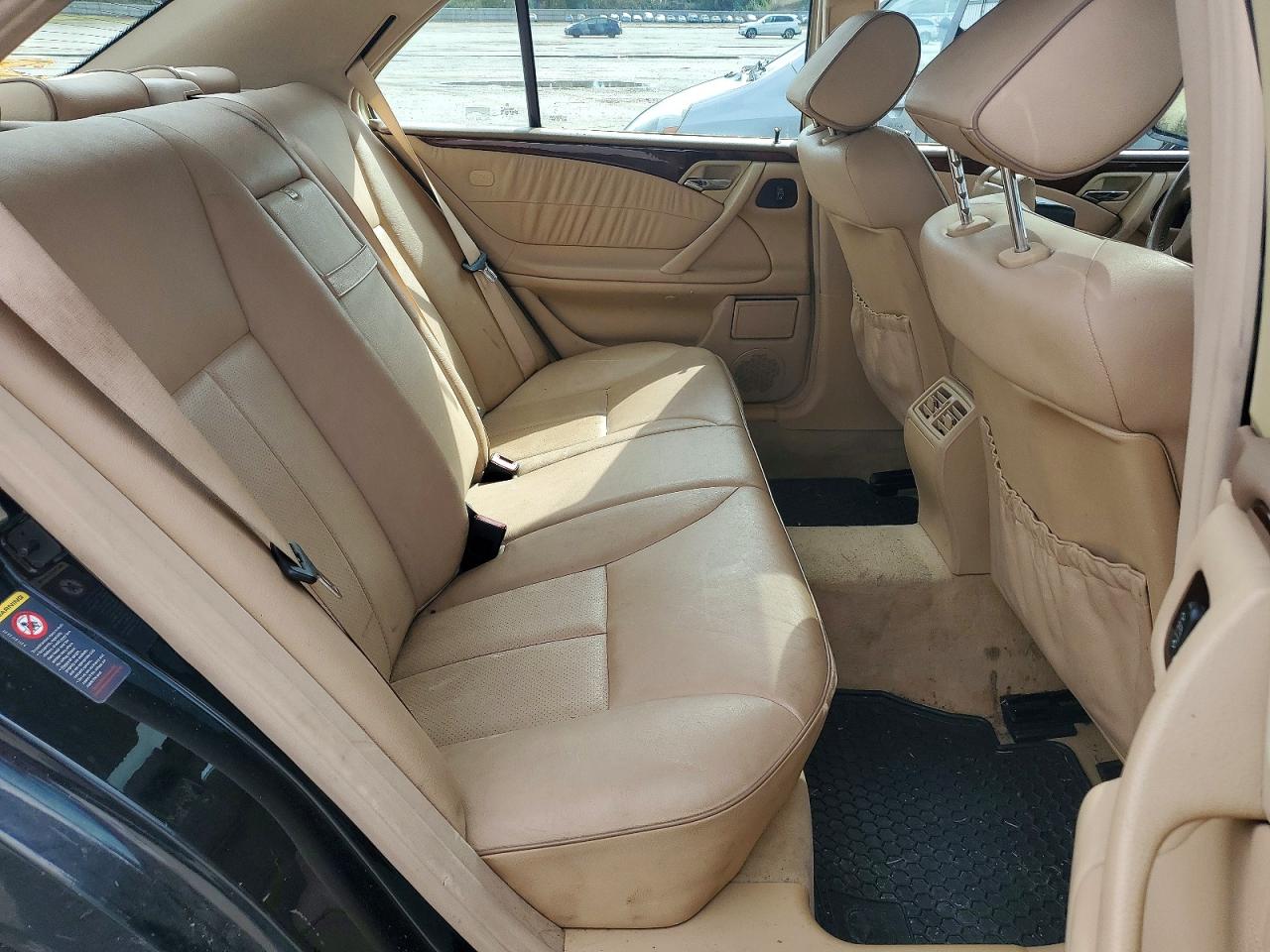 2001 Mercedes-Benz E-class VIN WDBJF65J81B386260 photo 10