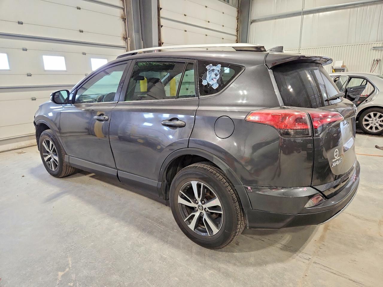 2016 Toyota Rav4 VIN 2T3RFREV3GW451685 photo 2
