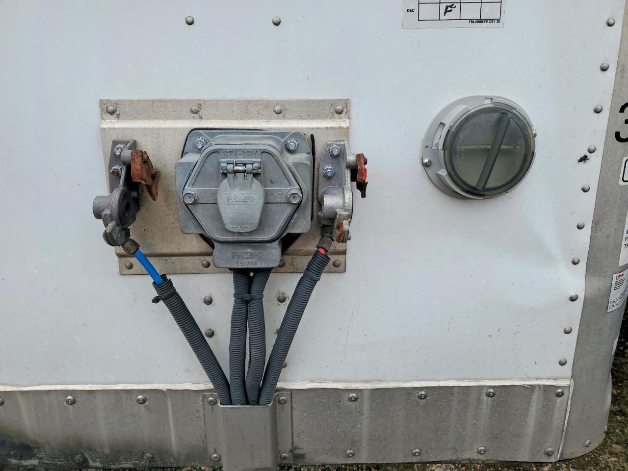 2015 UTILITY Reefer tra VIN 1UYVS2539FP227431 photo 7