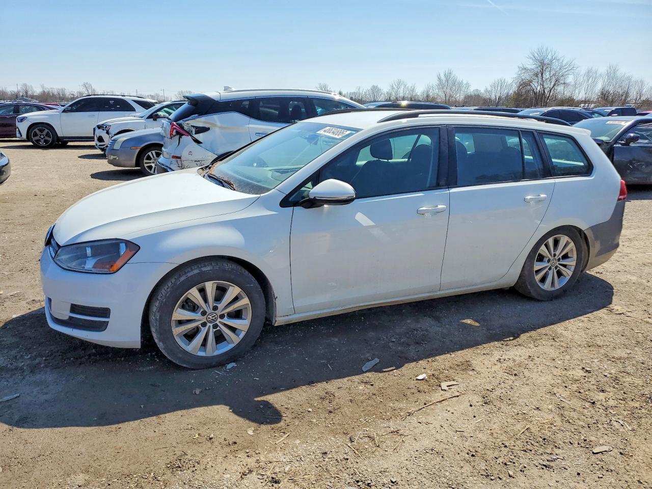 2017 Golf VIN 3VWC17AU3HM501166 photo 1