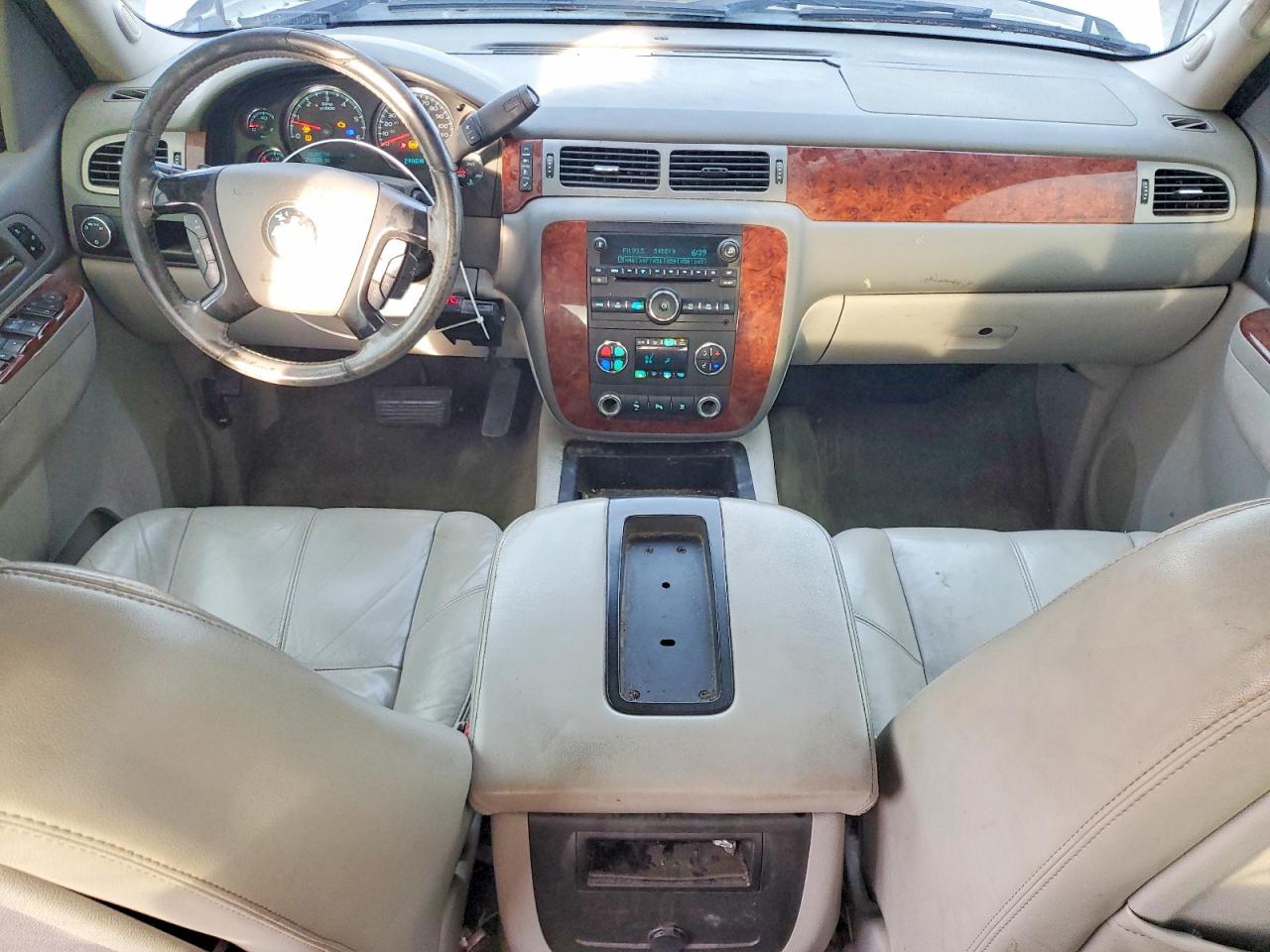2011 CHEV Silverado VIN 3GCPCTE07BG205992 photo 8