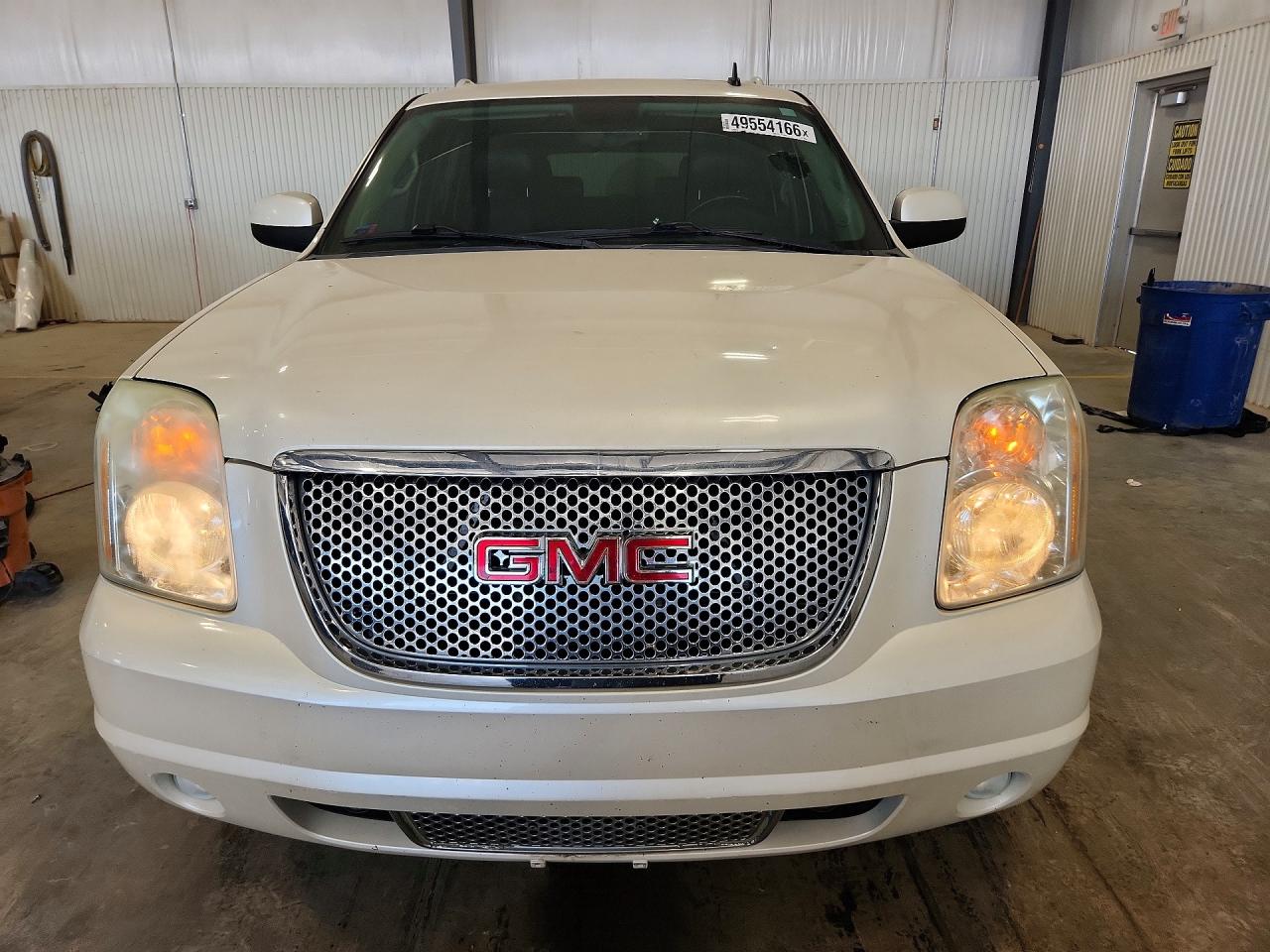 2011 GMC Yukon VIN 1GKS2MEFXBR254938 photo 5