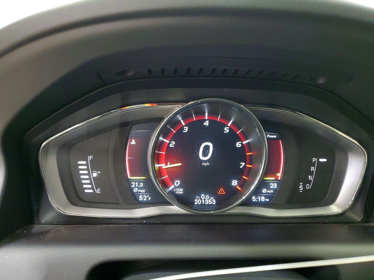 2017 Volvo Xc60 VIN YV449MRR1H2122654 photo 9