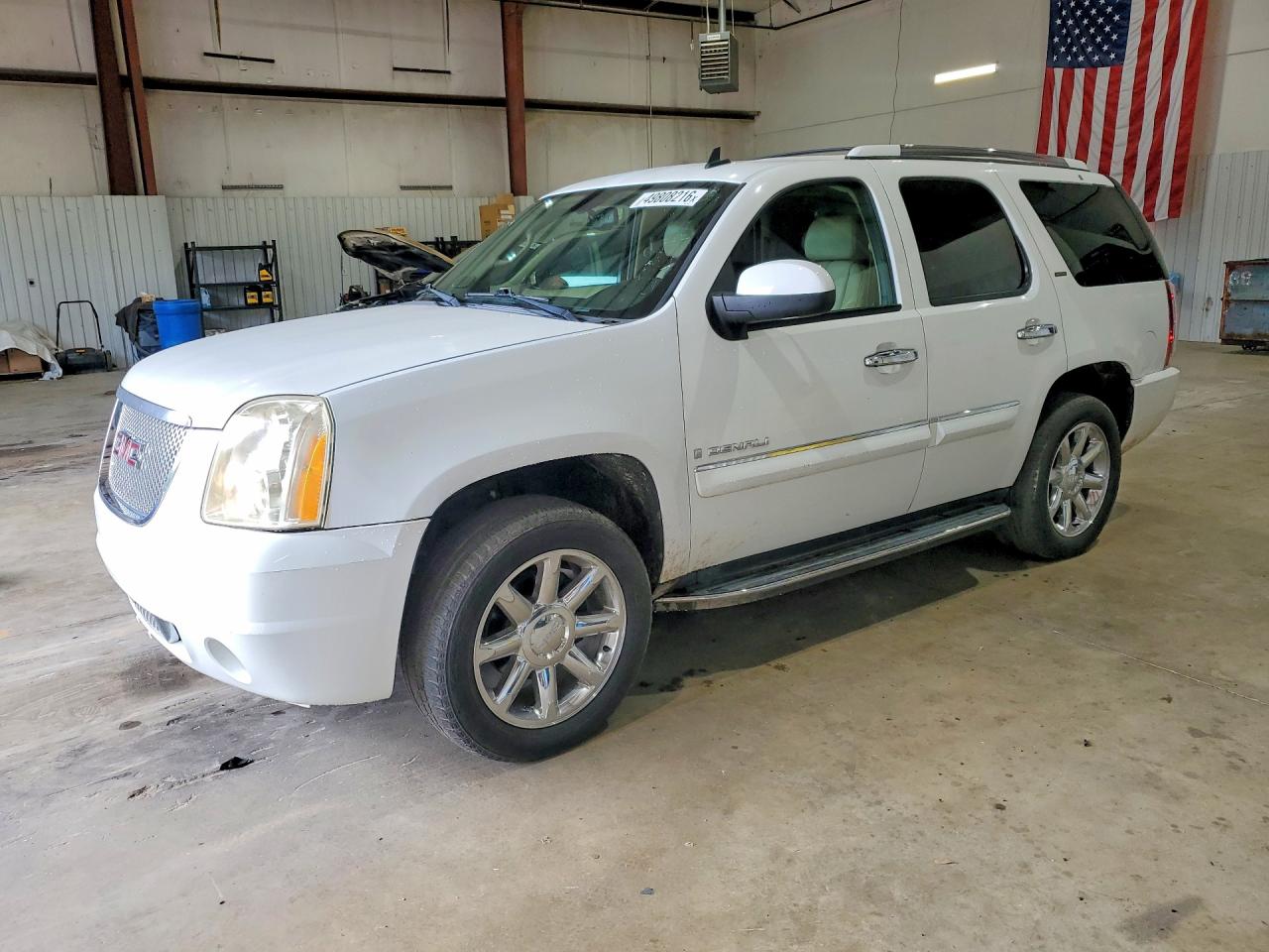 2008 GMC Yukon VIN 1GKEC638X8J251734 photo 1
