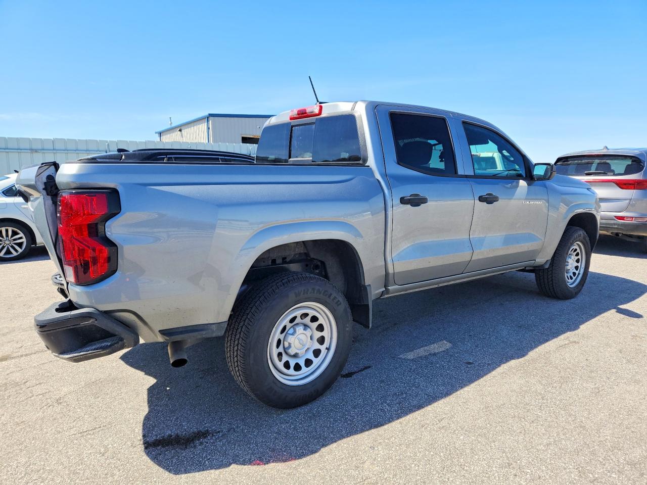 2026 CHEV Colorado VIN 1GCPSBEK8T1170927 photo 3