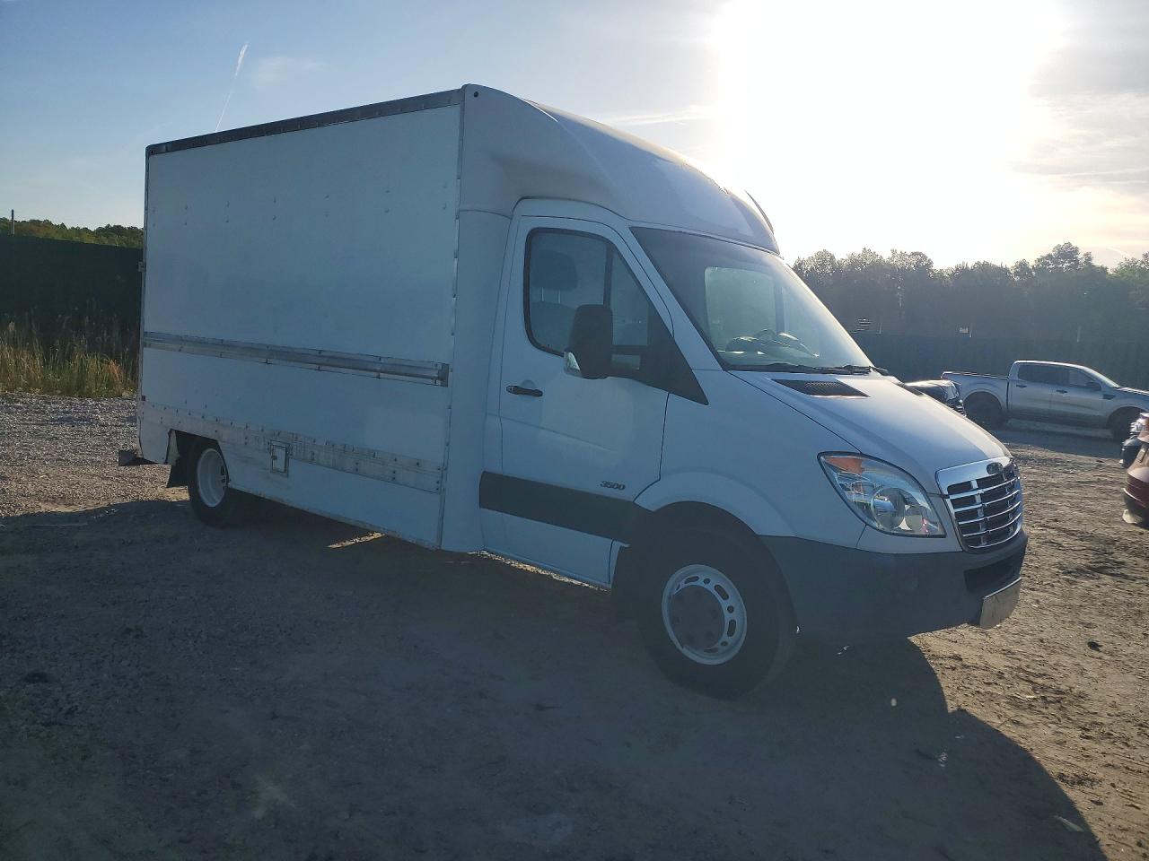 2011 FREIGHTLINER Sprinter VIN WDPPF4CC7B9470446 photo 4